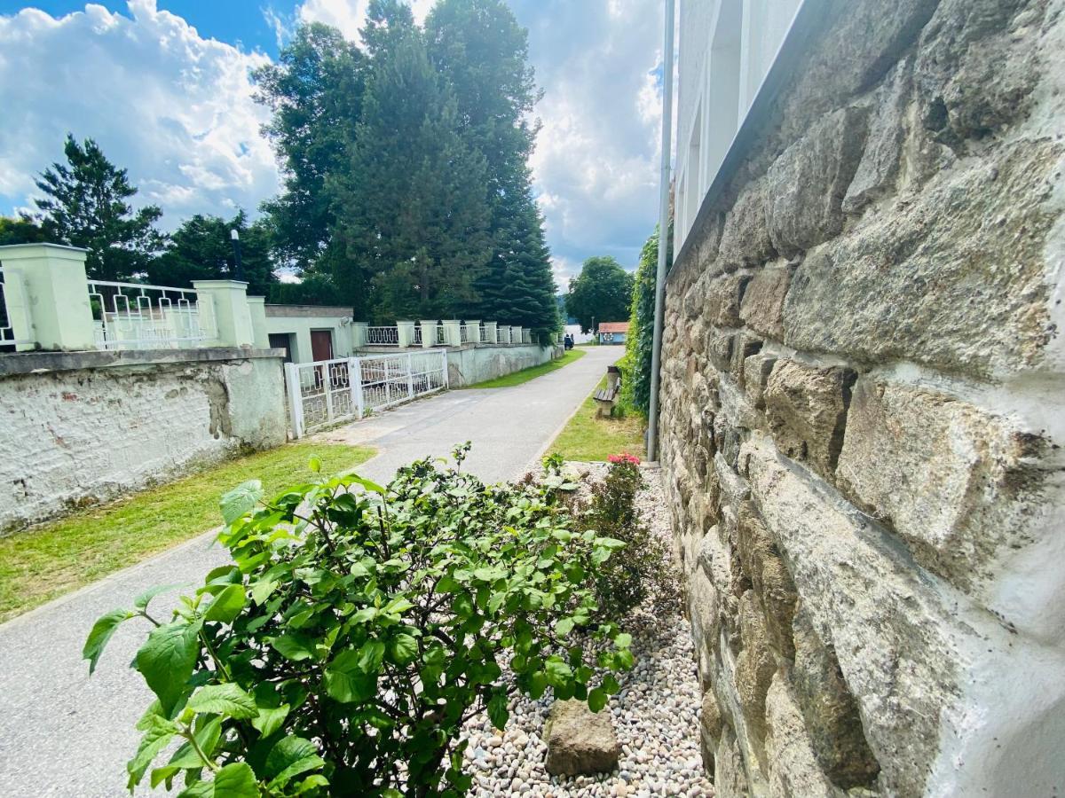 Apartmany V Ulicce Frymburk Bagian luar foto